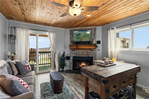 3302-301 Pinnacle Inn Rd, Beech Mountain, NC, 28604-7479 | Card Image
