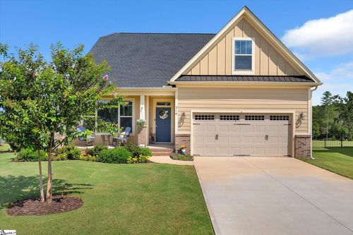 218 Montview Cir, Greenville, SC, 29617-6936 | Card Image