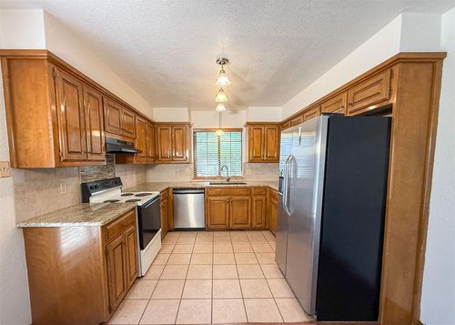 7019 N Spinnaker Ln, Oklahoma City, OK, 73116-1649 | Card Image