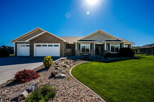 25 Club House Dr, Sheridan, WY, 82801-9001 | Card Image