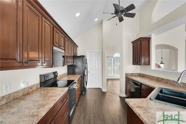 176 Byron Dr, House other with 4 bedrooms, 3 bathrooms and null parking in Richmond Hill GA | Image 11