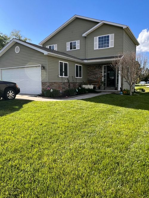 6462 Misty Ct, Waterford, MI, 48327-1797 | Card Image