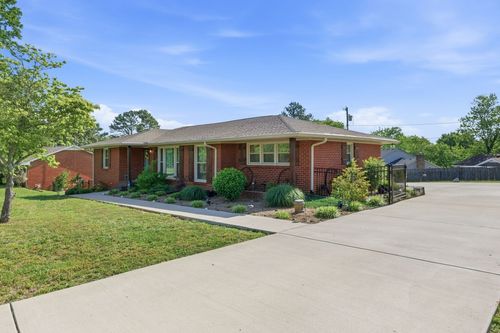 210 S Sequoia Dr, Springfield, TN, 37172-2215 | Card Image
