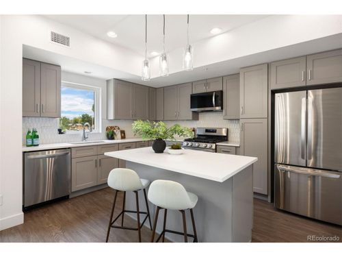 8412 W 52nd Ave, Arvada, CO, 80002-3414 | Card Image