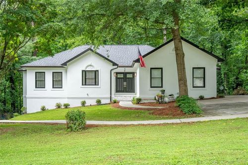 3924 Ashford Dunwoody Rd Ne, Brookhaven, GA, 30319-1835 | Card Image