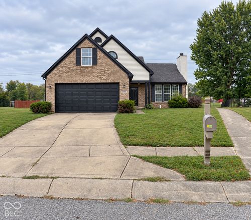 9905 Alexia Dr, Indianapolis, IN, 46236-7358 | Card Image