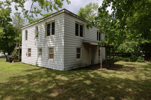 516 Ridgeland Ave, Michigan City, IN, 46360-5062 | Card Image