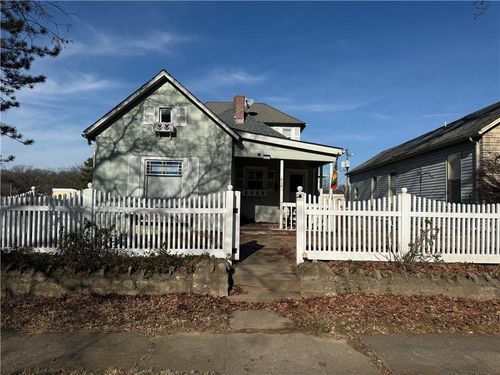 414 Pine St, Leavenworth, KS, 66048-3439 | Card Image