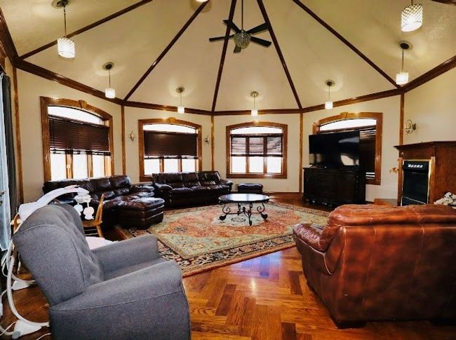 900 Tanager Dr, House other with 10 bedrooms, 11 bathrooms and 3 parking in Bluefield VA | Image 15