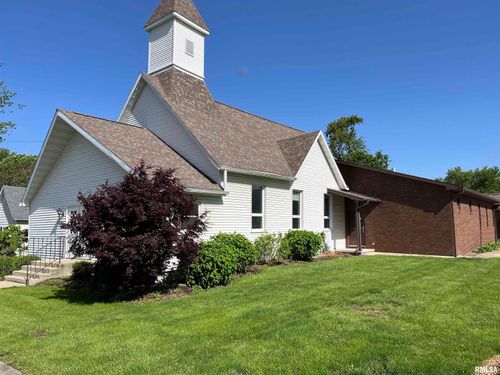 215 Church St, Loami, IL, 62661-7511 | Card Image