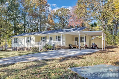 250 Lariat Cir, Salisbury, NC, 28144-0803 | Card Image