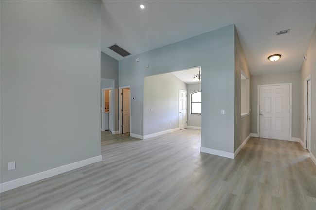 1201 Bevan Dr, House other with 3 bedrooms, 3 bathrooms and null parking in SEBASTIAN FL | Image 5