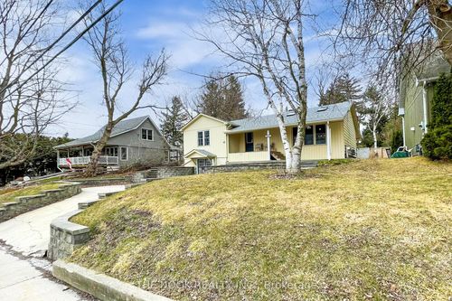 15217 Old Simcoe Rd, Port Perry, ON, L9L1L1 | Card Image