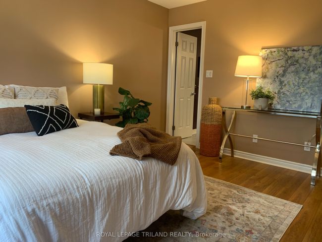 253 Mcgarrell Dr, House other with 4 bedrooms, 3 bathrooms and 2 parking in London ON | Image 15