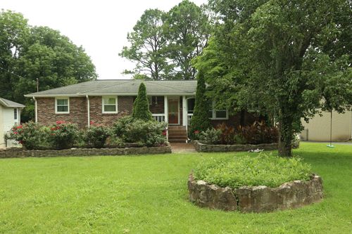 2635 Edge O Lake Dr, Nashville, TN, 37217-3805 | Card Image