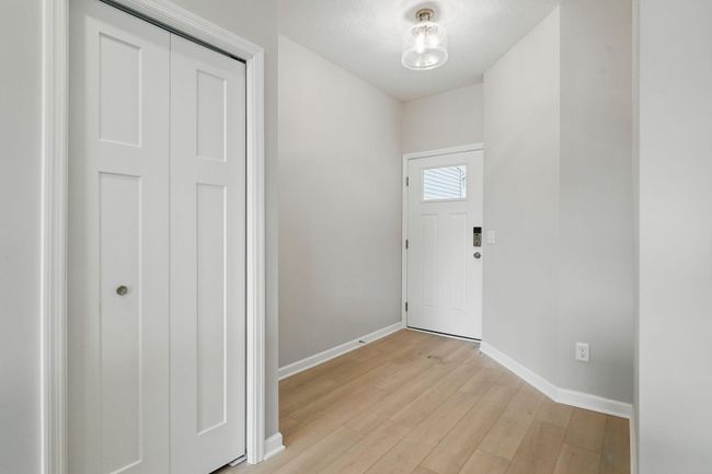 [L1404-Z008]Entryway.2.jpeg | Image 5
