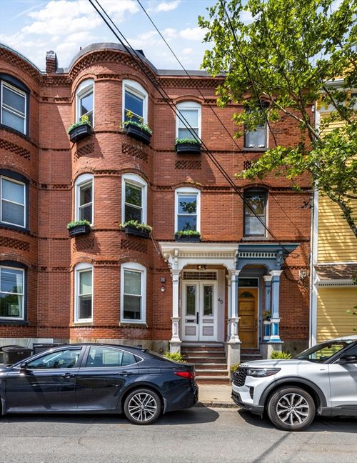 2-40 Thomas Park, Boston, MA, 02127-2947 | Card Image