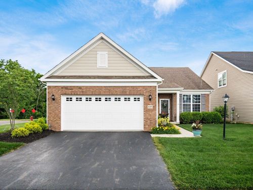 8105 Jitterbug Ln, Pickerington, OH, 43147-7587 | Card Image