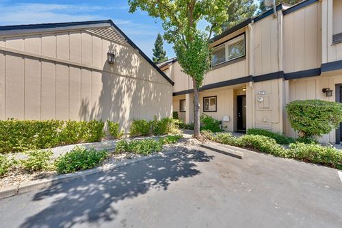 9237 Madison Avenue, Orangevale, CA, 95662 | Card Image