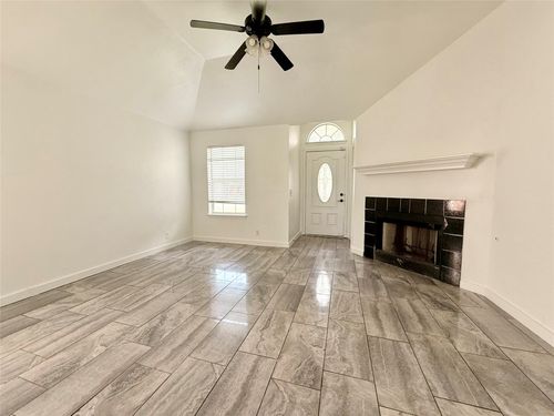 16828 Jaron Dr, Manor, TX, 78653-5264 | Card Image