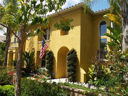 8 Mineral King, Irvine, CA, 92602-1075 | Card Image