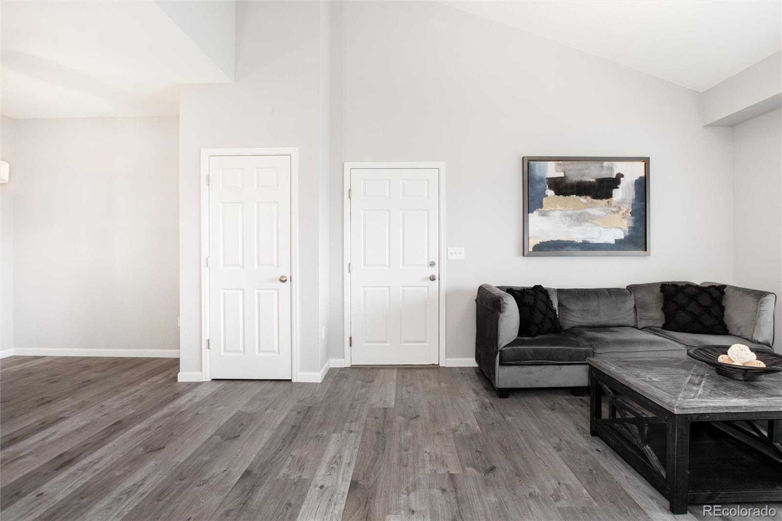 Residential in Englewood 5