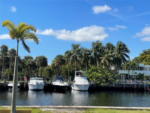apt-314-601 Three Islands Blvd, Hallandale Beach, FL, 33009-2831 | Card Image
