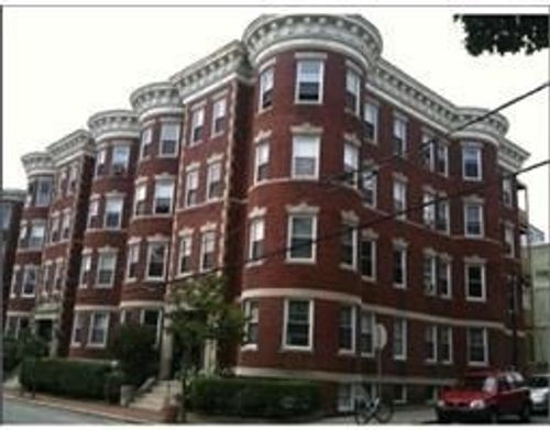 8-161 Hancock St, Cambridge, MA, 02139-1727 | Card Image