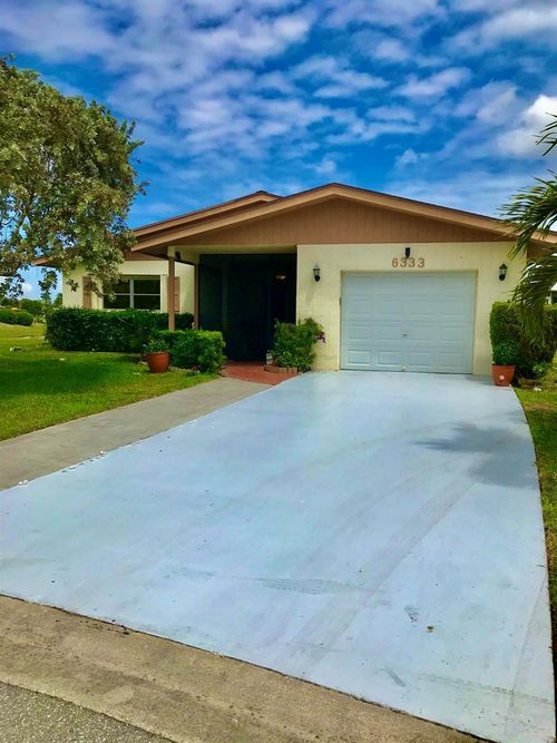 6333 Stanley Ln, Delray Beach, FL, 33484-1513 | Card Image