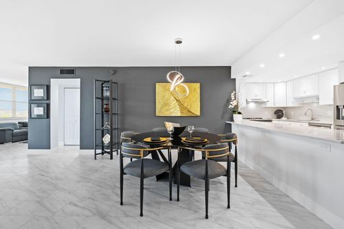 apt-506-3505 Oaks Way, Pompano Beach, FL, 33069-5337 | Card Image