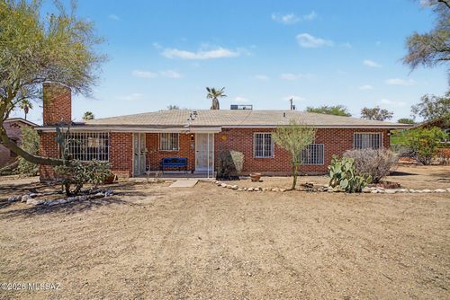 4065 E Roberts Place, Tucson, AZ, 85711 | Card Image