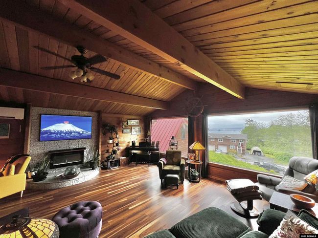 301 Wortman Loop, House other with 5 bedrooms, 3 bathrooms and 2 parking in Sitka AK | Image 22