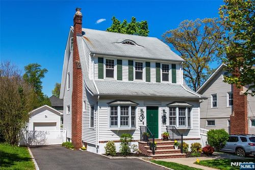 50 Morningside Rd, Verona, NJ, 07044-1423 | Card Image