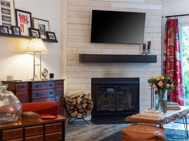 Living Room Fireplace | Image 4