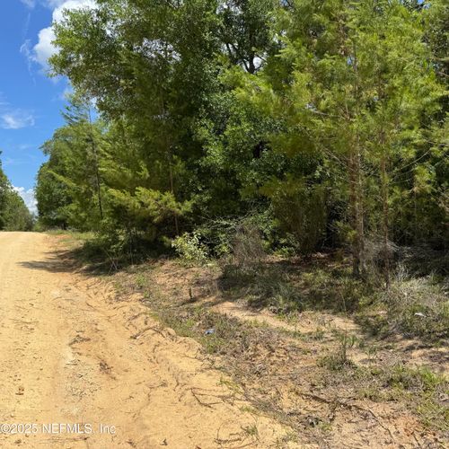 000 Cardinal St, Interlachen, FL, 32148 | Card Image
