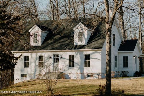 182 Round Top Rd, Germantown, NY, 12526-5734 | Card Image