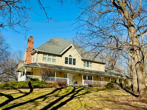 N4077 Schrade Rd, Monroe, WI, 53566-9398 | Card Image
