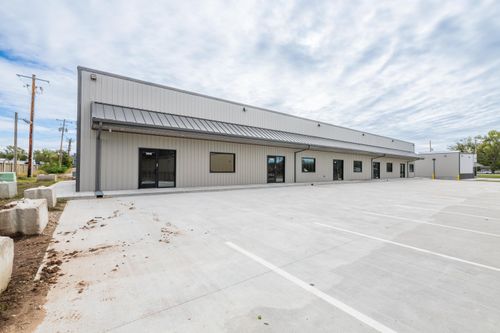 1504 E 61st St N, Park City, KS, 67219-1953 | Card Image