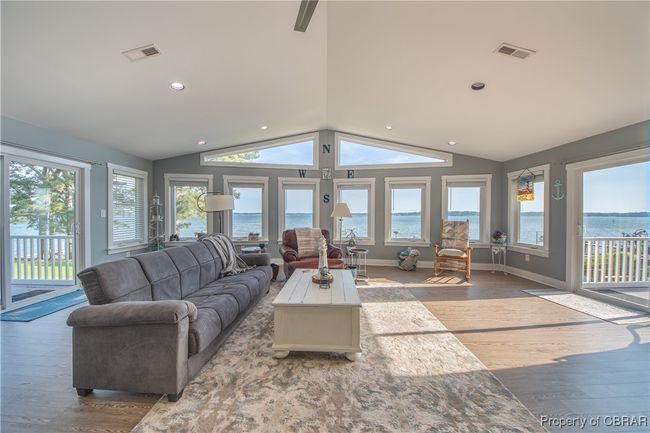 335 Berryville Shores Dr, House other with 3 bedrooms, 2 bathrooms and null parking in Deltaville VA | Image 24