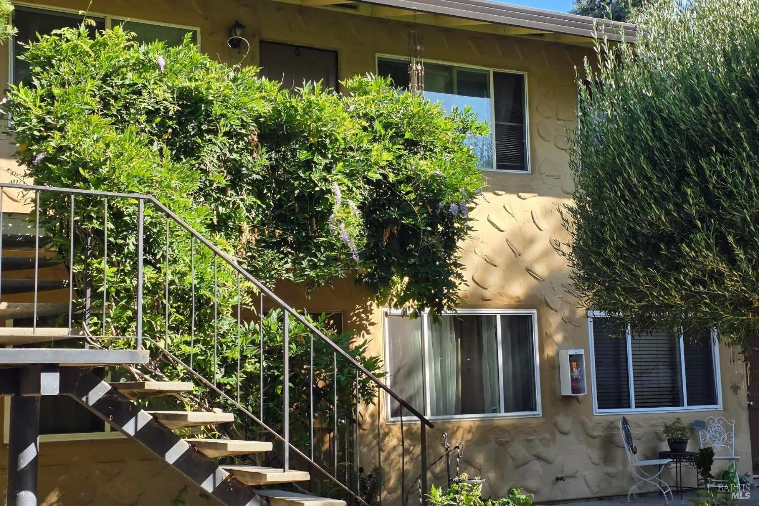 6778 Yount St, Yountville, CA 94599