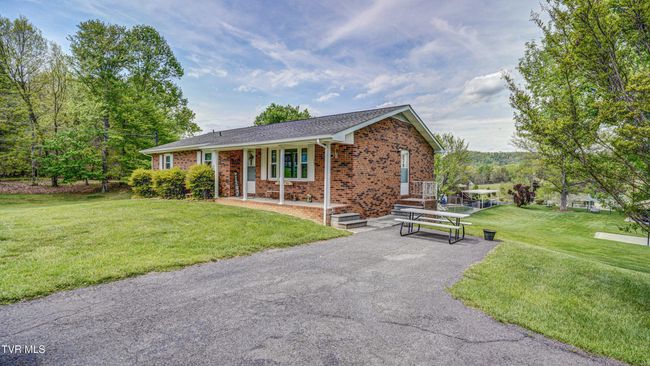 683 Ridge Dr, House other with 3 bedrooms, 2 bathrooms and null parking in Piney Flats TN | Image 31