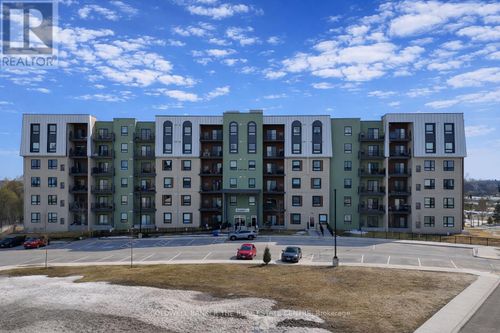 unit-512-5 Chef Lane, Barrie, ON, L9J0J8 | Card Image