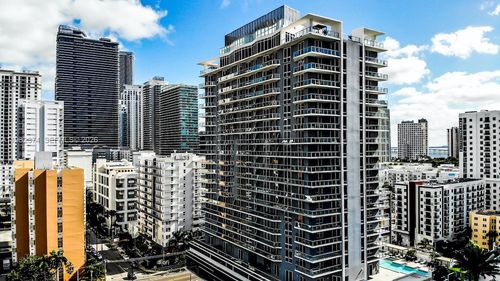 unit-1007-1010 Sw 2nd Ave, Miami, FL, 33130-4457 | Card Image
