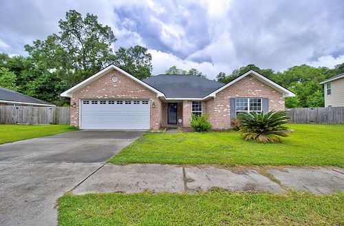 235 Augusta Way, Hinesville, GA, 31313-2835 | Card Image