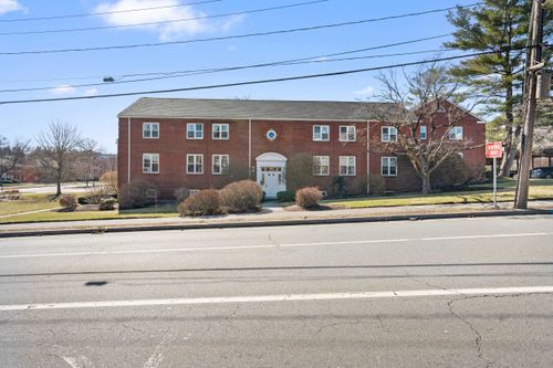 apt-3-130 Boylston St, Chestnut Hill, MA, 02467-2000 | Card Image