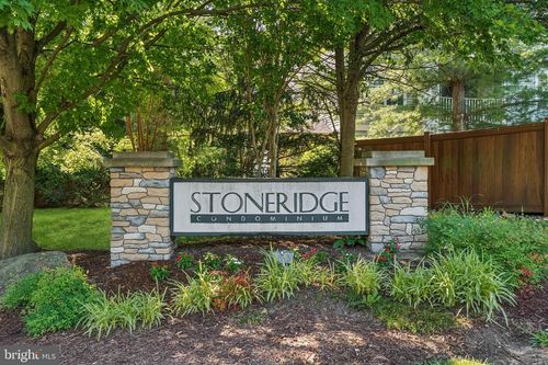 201-8801 Stone Ridge Cir, PIKESVILLE, MD, 21208-1128 | Card Image