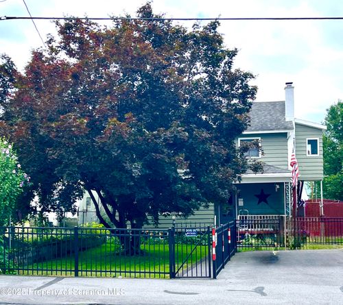 328 E Elm St, Scranton, PA, 18505-1556 | Card Image