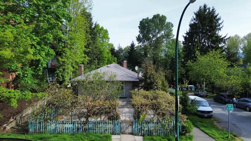 1385 E 7th Avenue, Vancouver, BC, V5N1R6 | Card Image