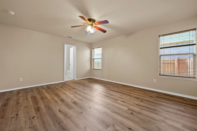 10325 Fossil Valley Dr, House other with 4 bedrooms, 3 bathrooms and null parking in Fort Worth TX | Image 14