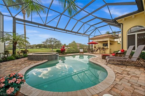 9085 Terranova Dr, NAPLES, FL, 34109-4370 | Card Image